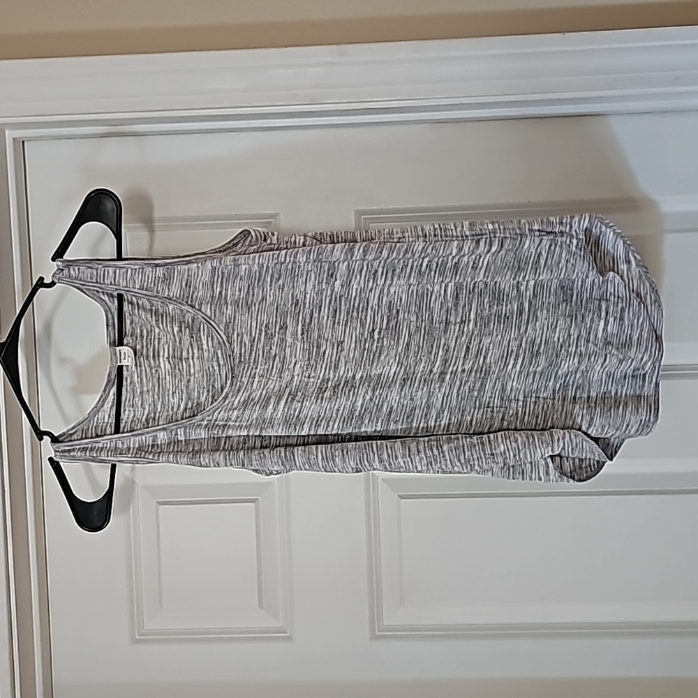 Old Navy tank top